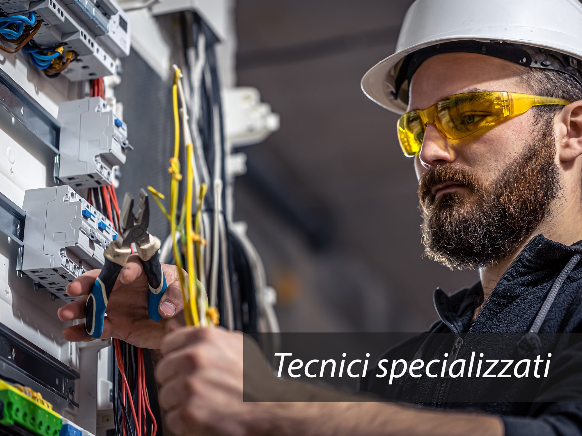 ✅  ESPERIENZA E PROFESSIONALITÀ AL SERVIZIO DELL'IMPIANTISTICA CIVILE ED INDUSTRIALESe stai cercando un'azienda affidabile e competente per l'installazione di impianti elettrici, sei nel posto giusto. La nostra azienda, con esperienza pluriennale nel settore, si distingue per la professionalità, la competenza e l'affidabilità dei nostri servizi. Siamo specializzati nell'installazione di impianti elettrici sia per usi civili che industriali, e ci impegniamo costantemente per offrire soluzioni personalizzate e innovative che soddisfino le esigenze specifiche di ogni cliente.✅ IMPIANTI CIVILIPer quanto riguarda gli impianti elettrici civili, siamo in grado di offrire un'ampia gamma di servizi, che spaziano dalla progettazione alla realizzazione, alla manutenzione ordinaria e straordinaria. Grazie alle nostre competenze, ai mezzi tecnologici all'avanguardia e alla professionalità dei nostri tecnici, siamo in grado di garantire soluzioni efficienti, sicure e a basso consumo energetico, in grado di soddisfare ogni esigenza del cliente. Che si tratti di installazioni di impianti elettrici per abitazioni, uffici o condomini, la nostra azienda è pronta a mettere a disposizione tutte le sue competenze per garantire un servizio di qualità superiore.